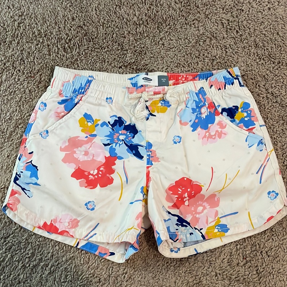 Girls shorts from Old navy, excellent condition like new